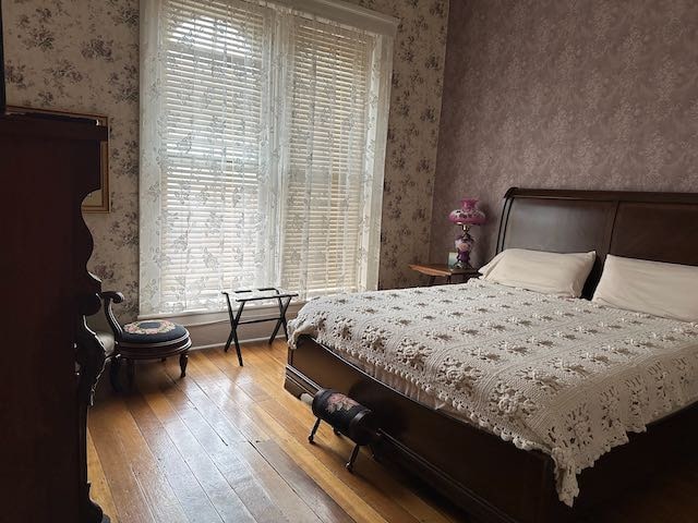 Kintner Inn bedroom